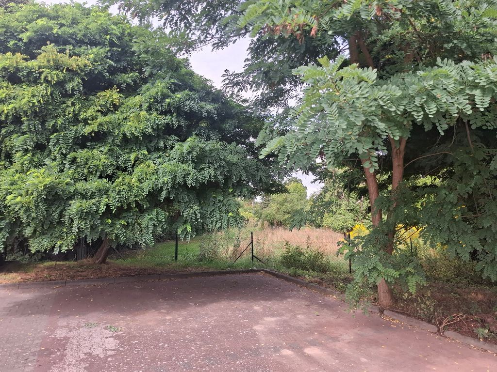 Havelland Kremmen: Stellplatz an der Imkerei