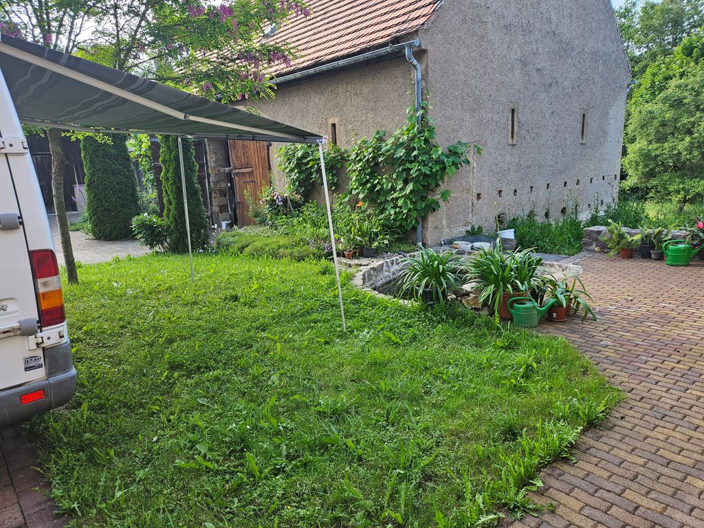 Pitch at the forester's lodge directly at the Zellwald