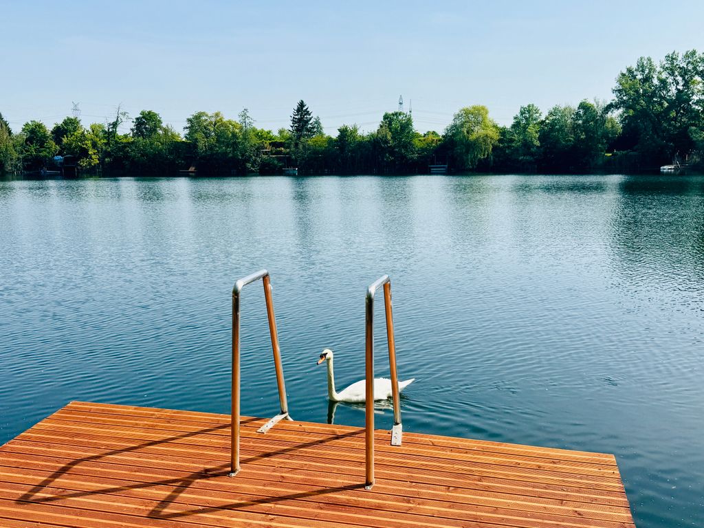 Paraíso directamente en el lago privado (precio para 12 personas)