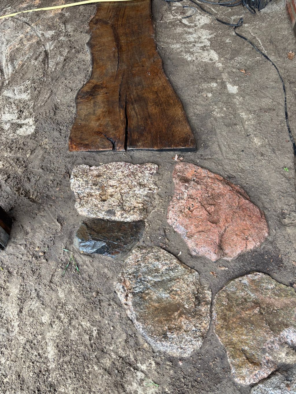 Ancienne remise : belle ferme isolée avec 3 000 m² de terrain naturel