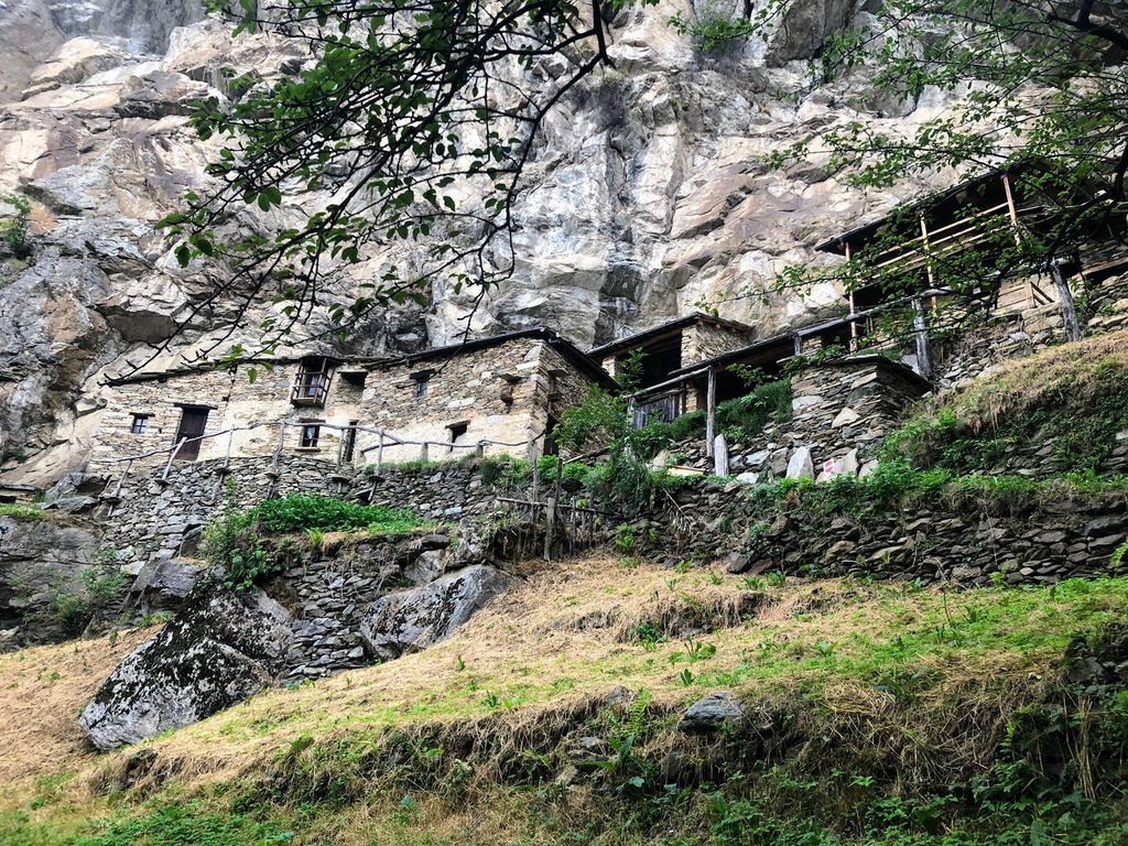 Glamping nel bosco in Val Pellice con vista natura