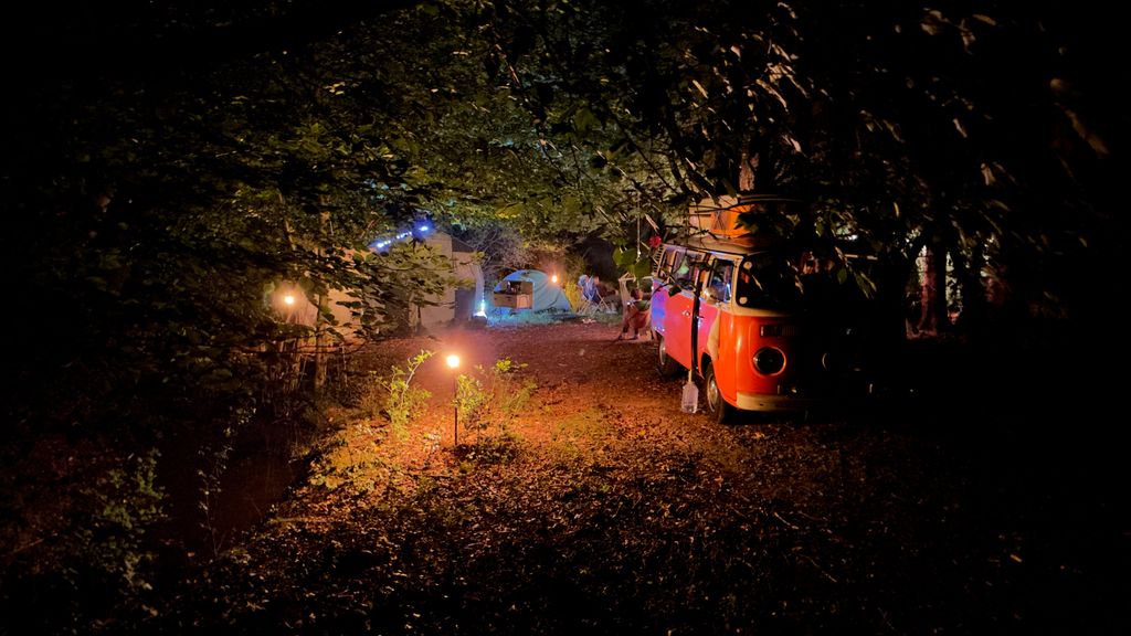 Nature Camping with a Fire Pit in the Lahn Valley