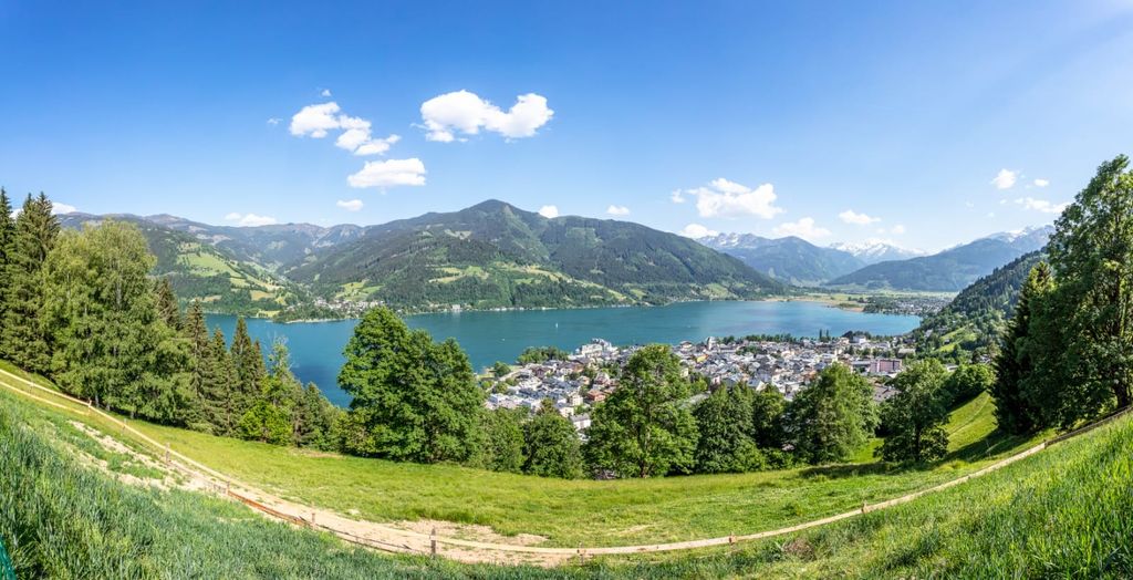 Zell am See: area di sosta panoramica con vista sul lago
