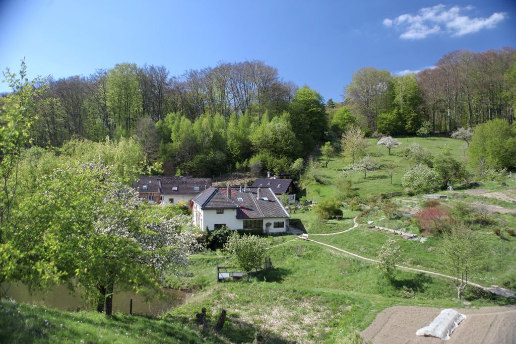 Good things are so close - °round tent° in the countryside