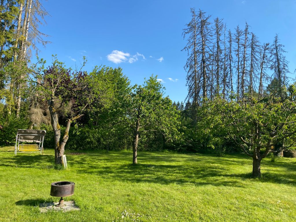 Jardin idyllique à proximité de la ville