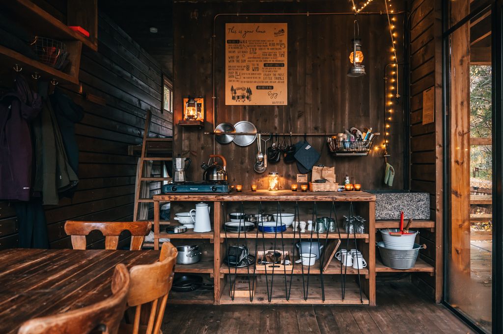 Baumhütte mit Hängedeck & Relaxnetz