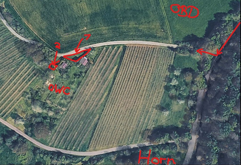 Emplacement dans un pré offrant une vue panoramique sur les vignes