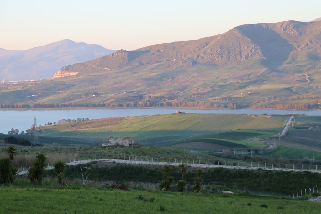 Mariscò Hills, Lake & Sea – Sicily