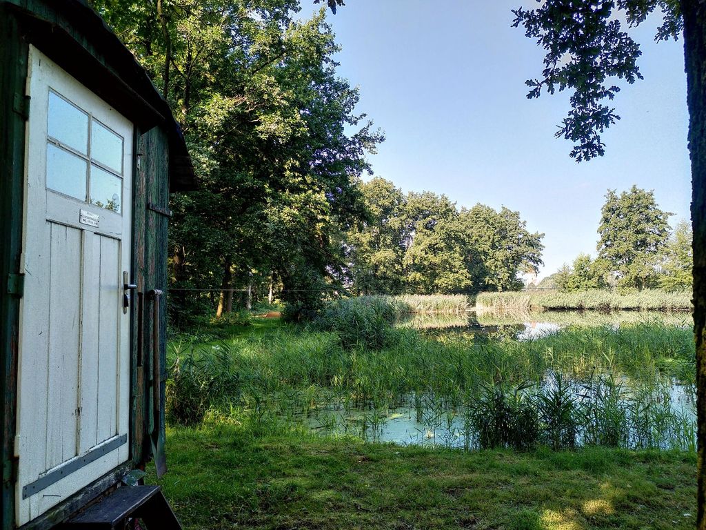 Teich am Fuß der Köhnigshainer Berge