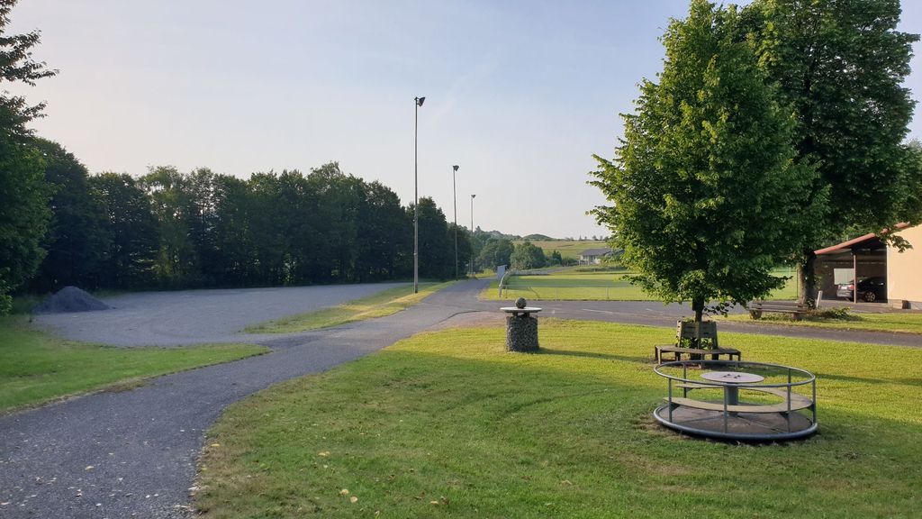 Camping auf dem Sportgelände