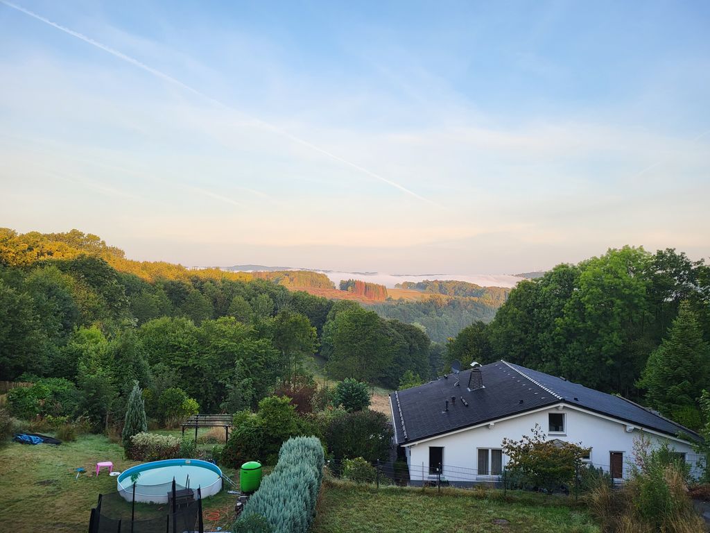 Hiking & tranquillity with a view at Altena Castle