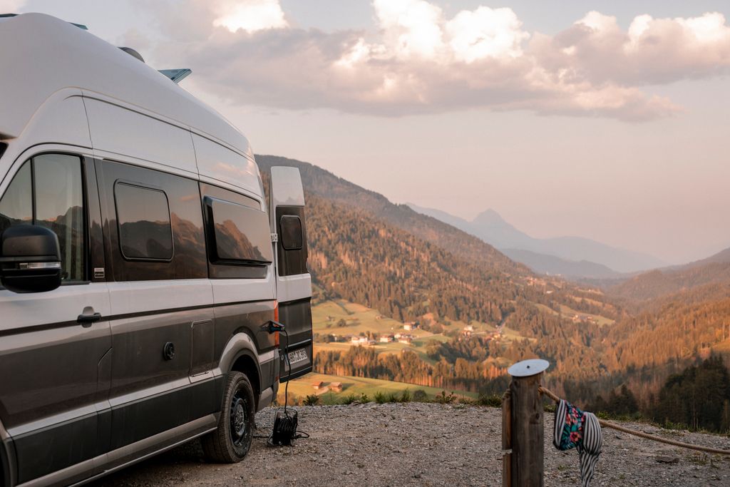 Panoramic and leisure campsite at 1,200 meters 