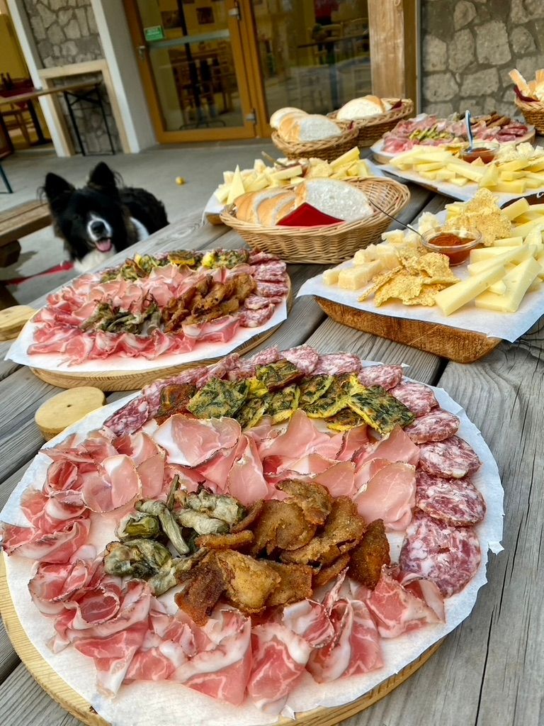 Cucina friulana e sentieri tra le Prealpi Giulie