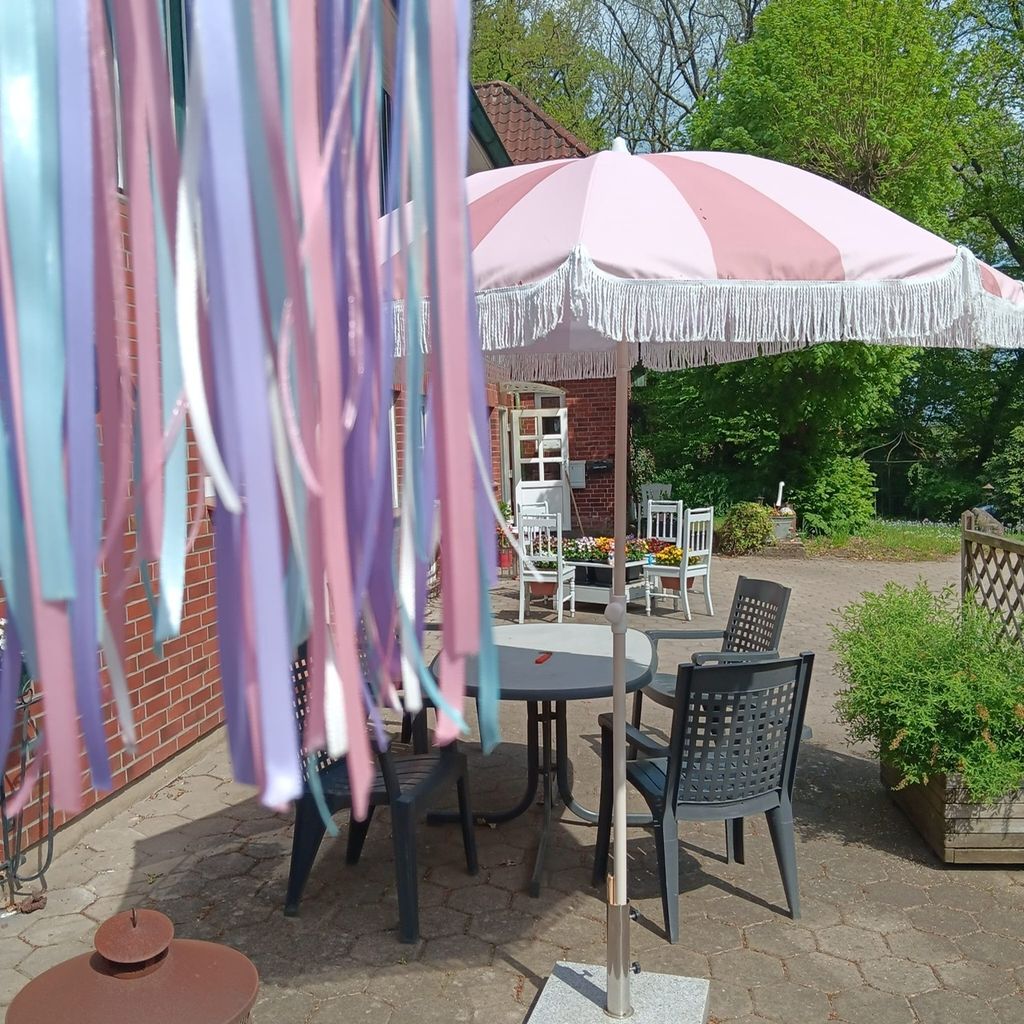 Acampar en el jardín, a las afueras de la landa de Lüneburg