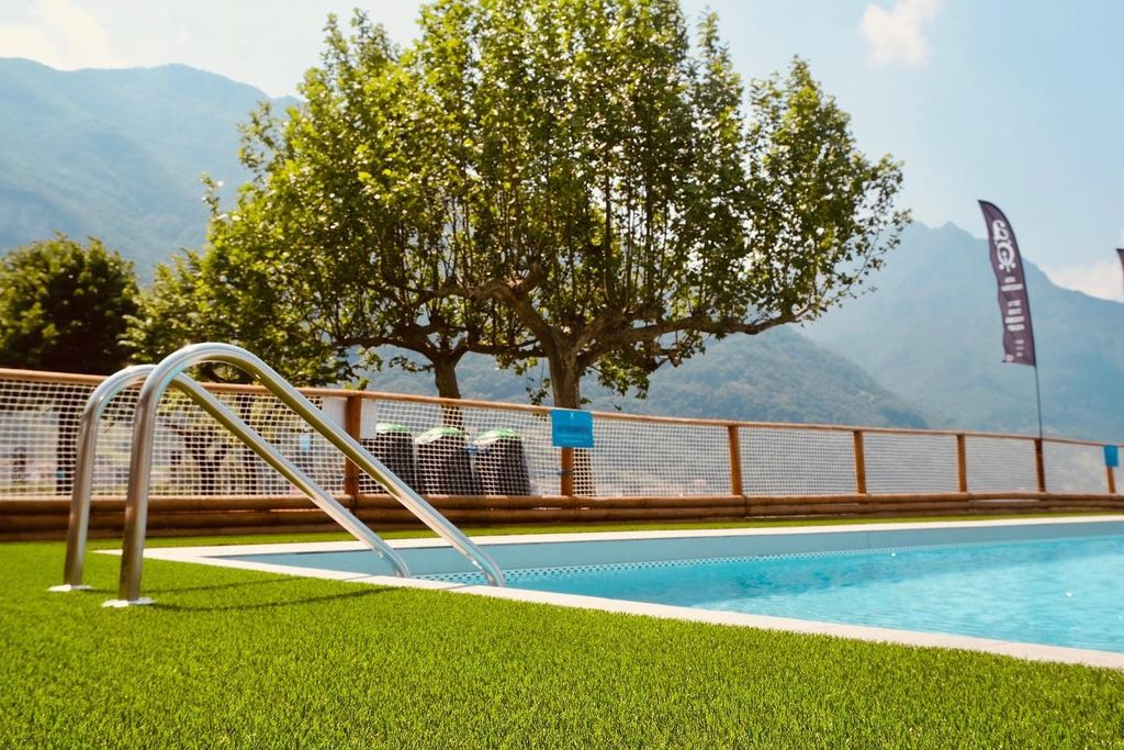 Starsbox a orillas del lago de Iseo