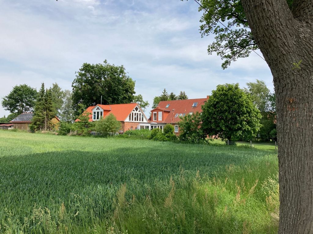 MOORHEXEN-HUUS  bei Bruchhausen-Vilsen