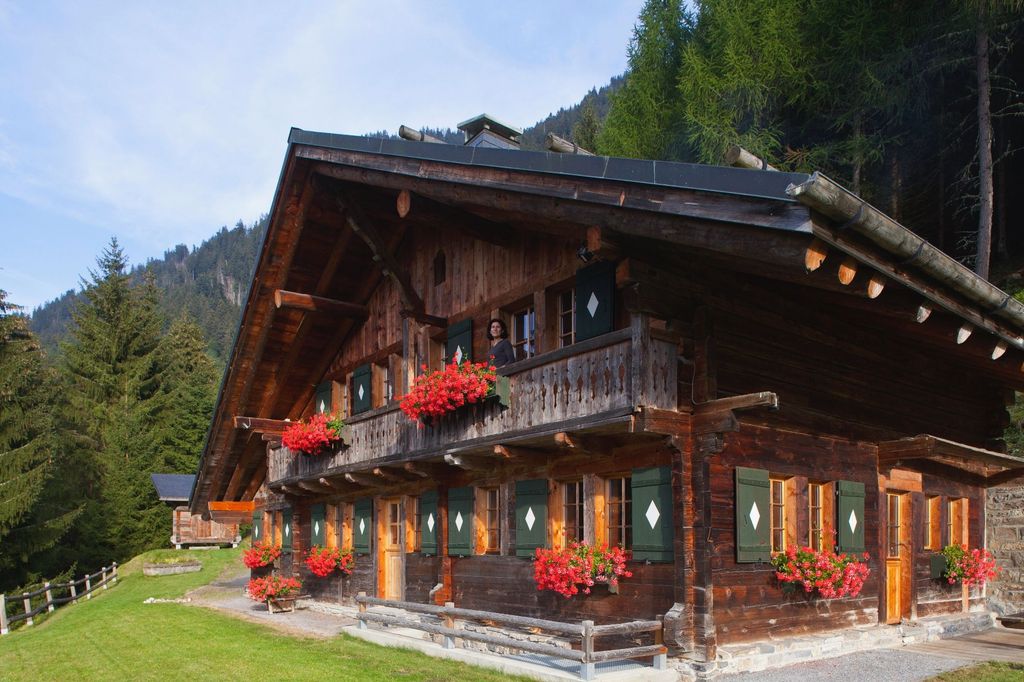 Chalet appartato nelle Alpi svizzere