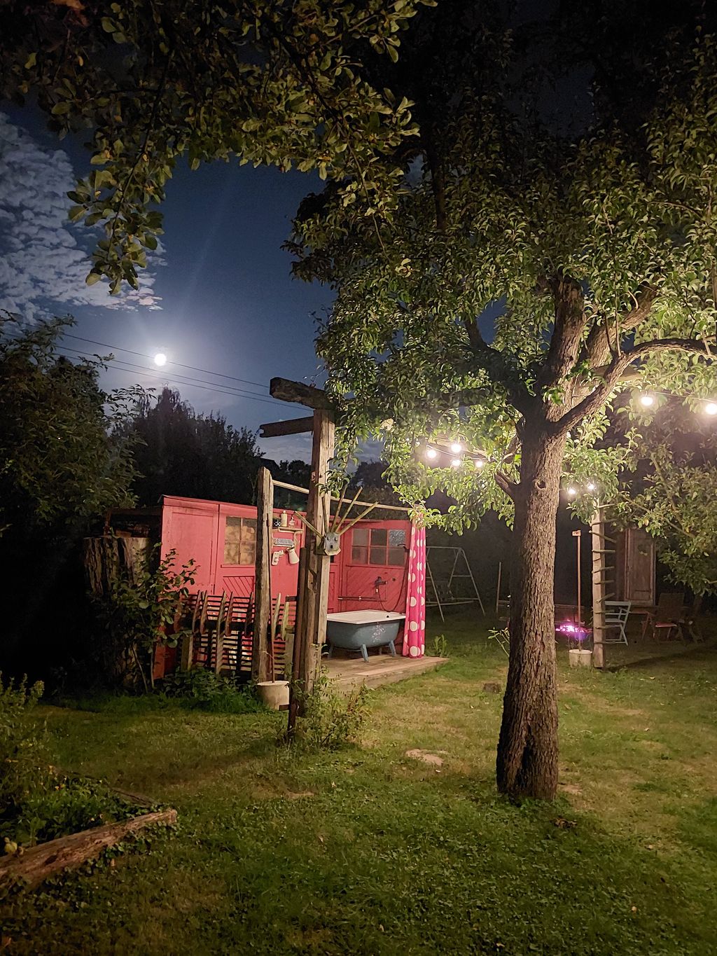 Villa Wölkchen -Zelten auf der Streuobstwiese