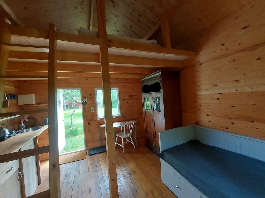 Tiny-House " Ekore " Cabin am See in Südschweden
