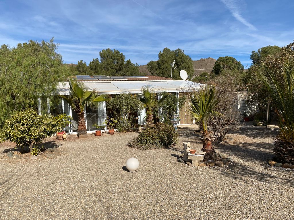 Vacation home Linde in the bird sanctuary Finca Mejias