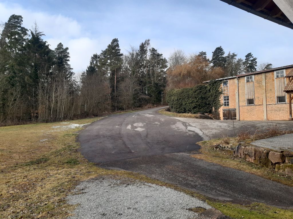 Stellplätze am Waldrand Nähe Bergwerk 