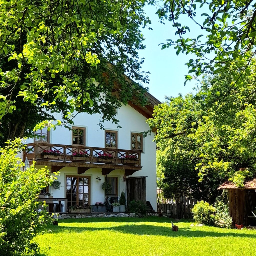 Campeggio in una fattoria ai piedi delle Alpi