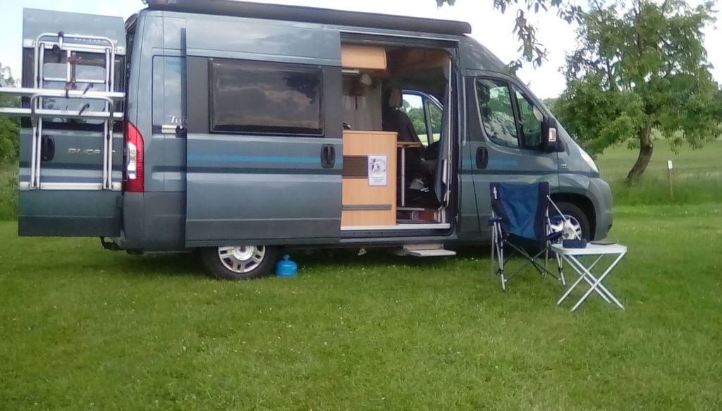 Motorhome vacation on the farm