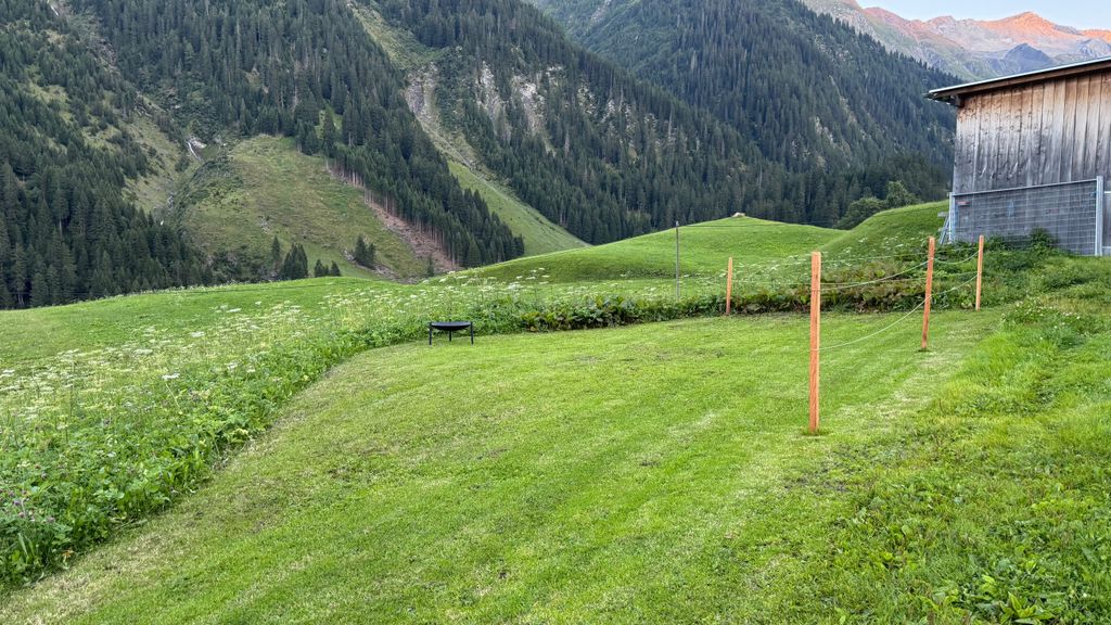 A la ferme dans un village de montagne à 1500m