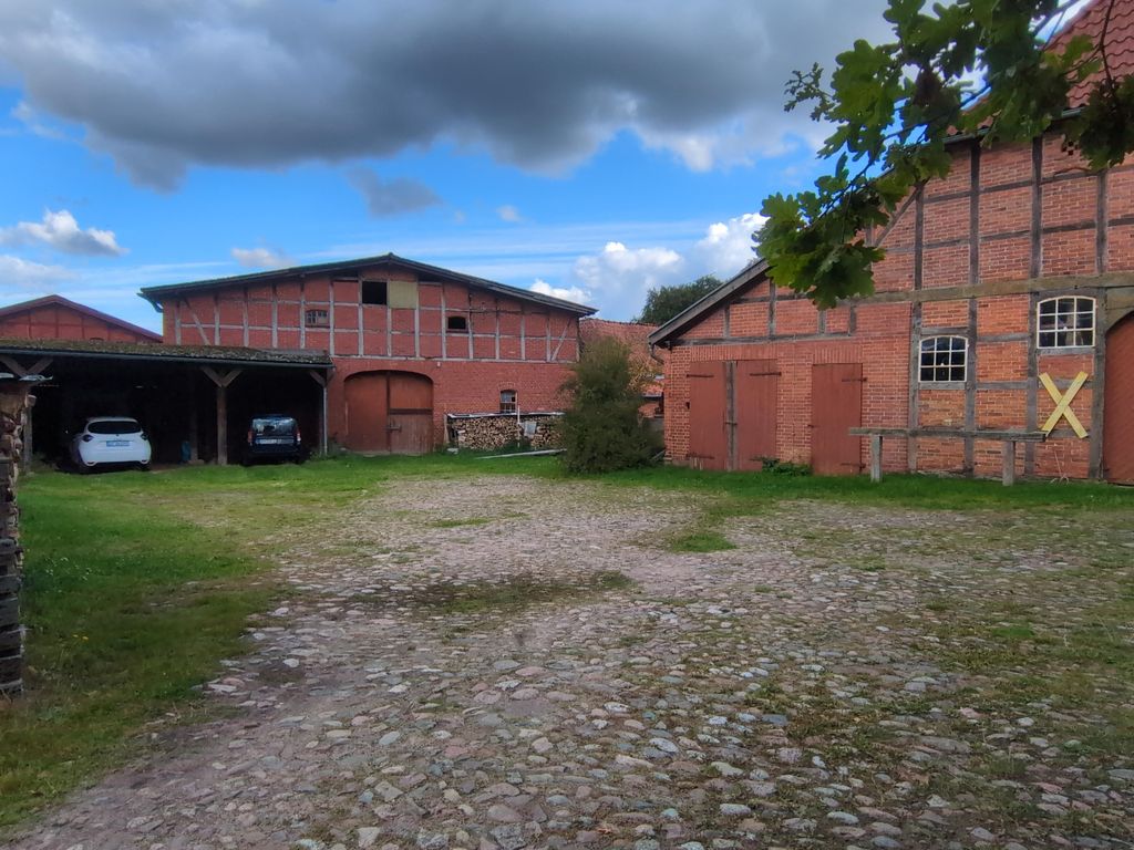 Wendland Elbe : emplacement de camping idyllique dans une ferme