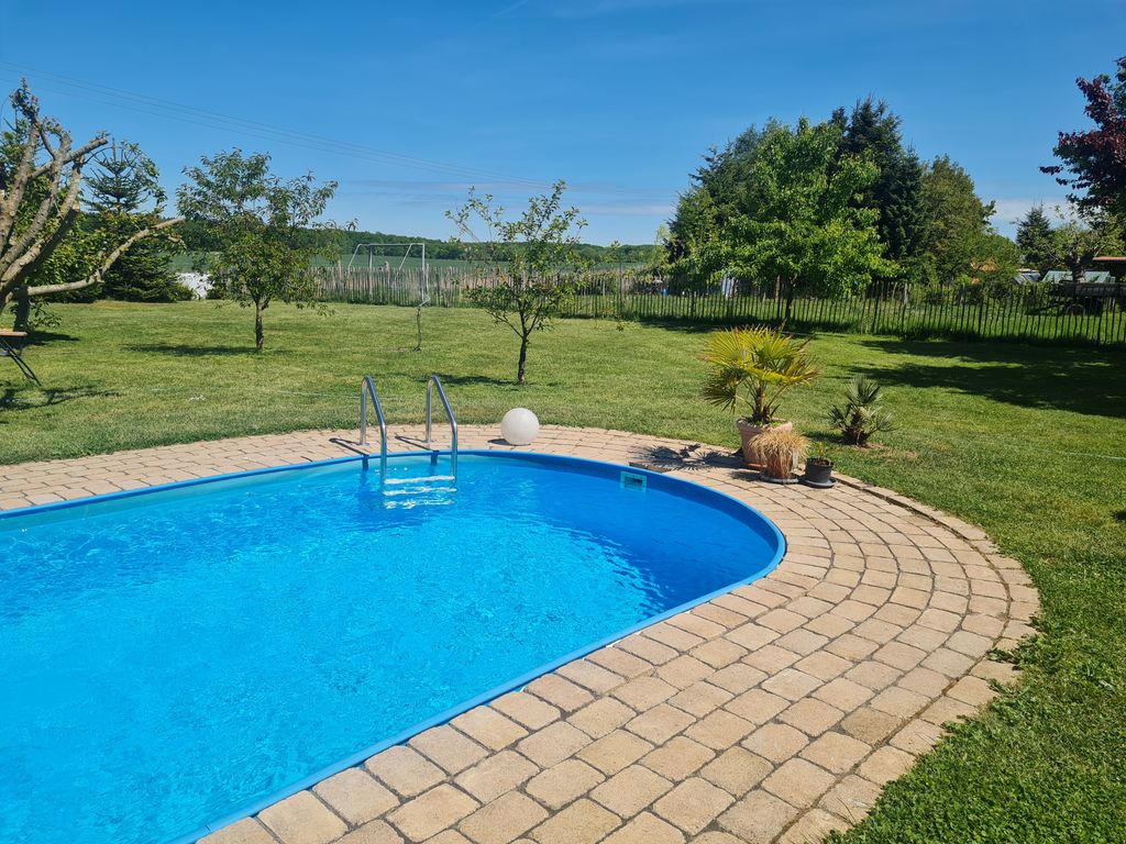 Suitable place for travelers or campers