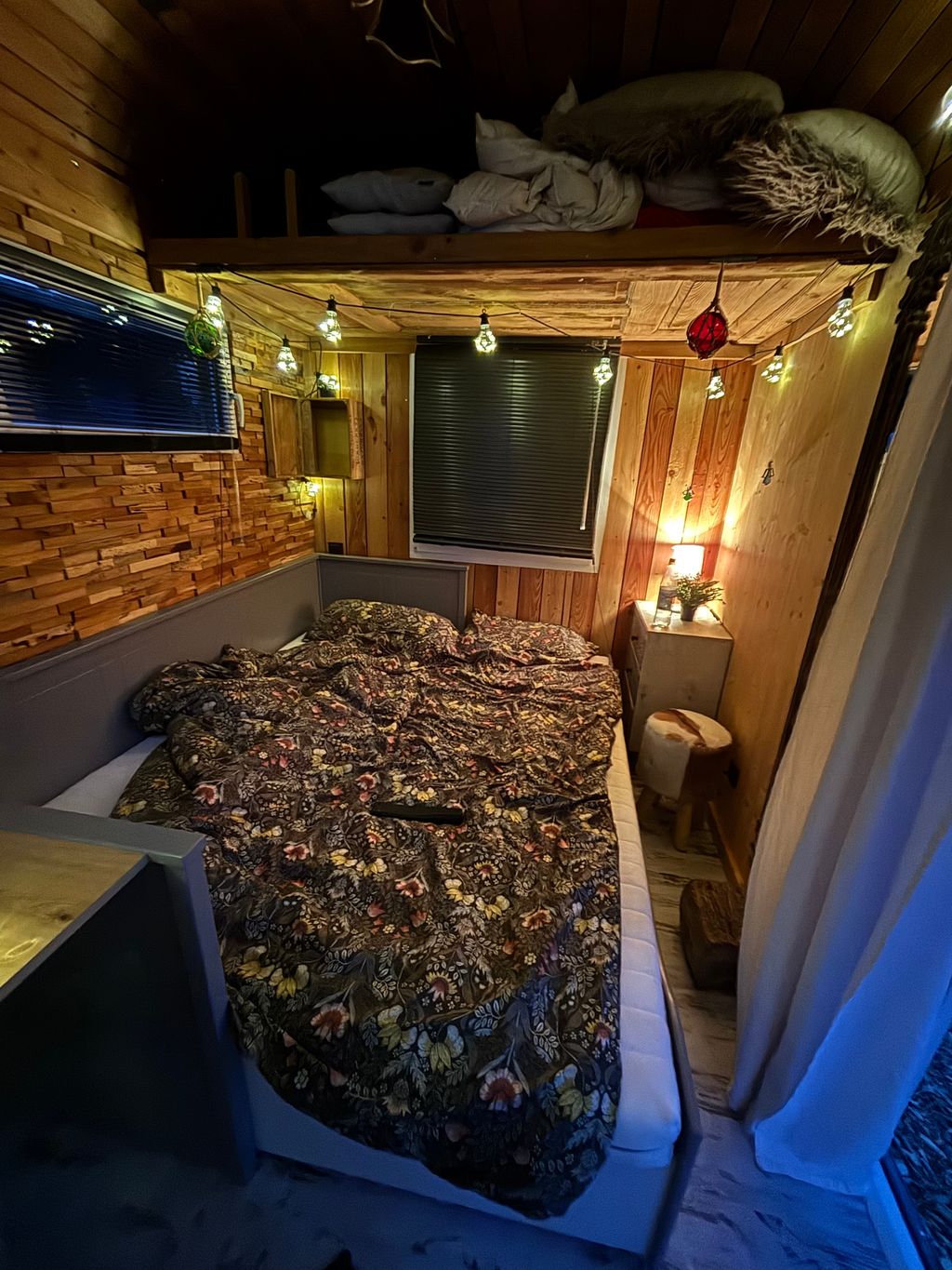 Déconnecter dans la cabane de chantier - rêver dans la nature
