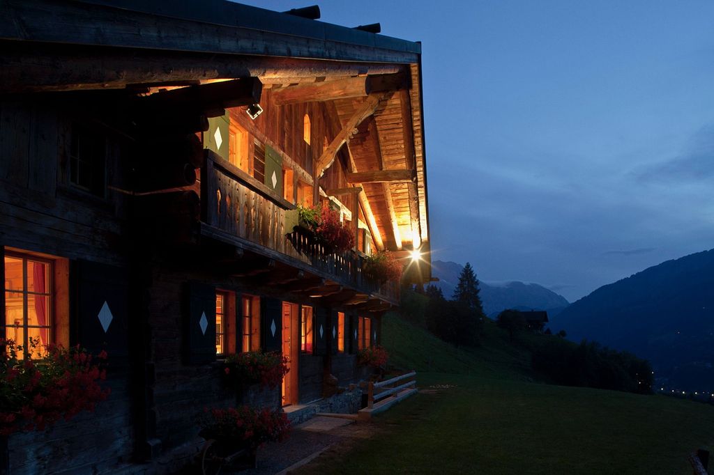 Chalet aislado en los Alpes suizos