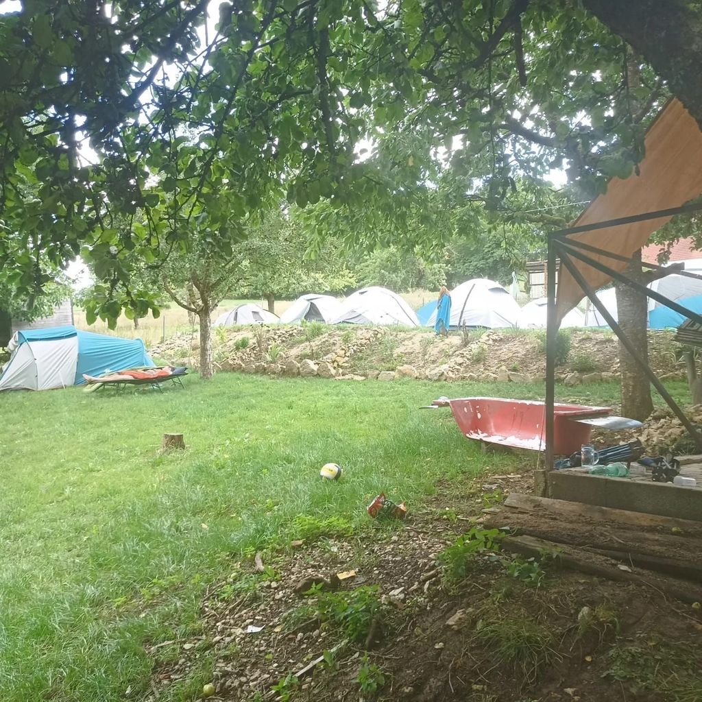 Under the walnut tree in the untouched Ettetal valley