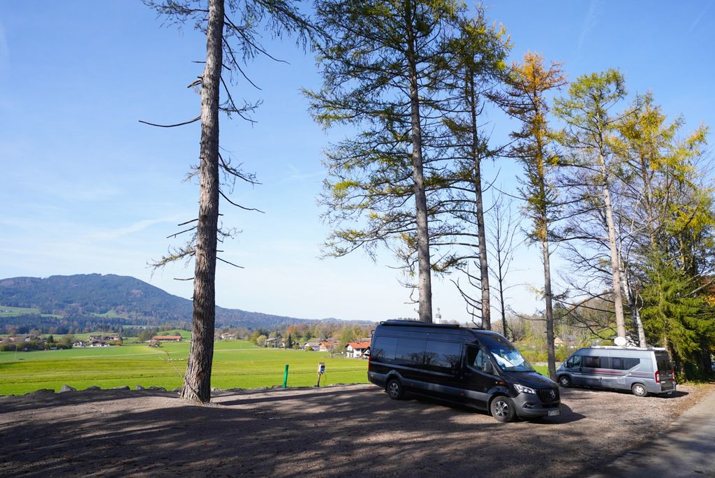 Naturcamping mit Aussicht auf Berge & Wiesen