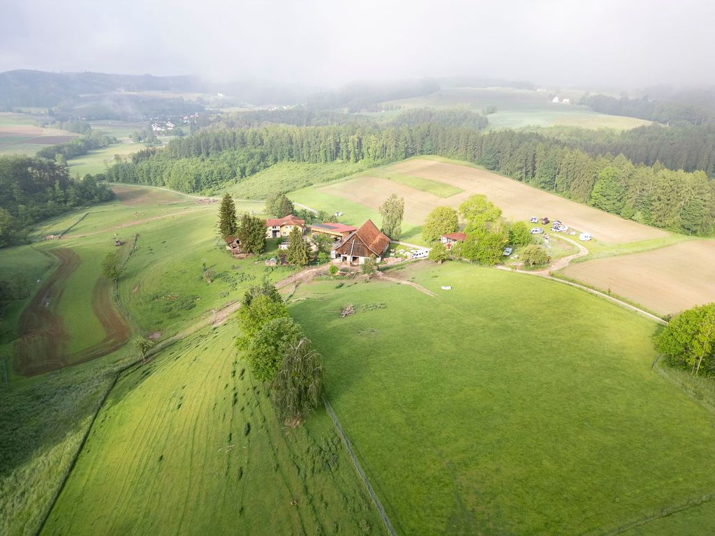 Hirschwiese mit herrlichem Blick ins Tal