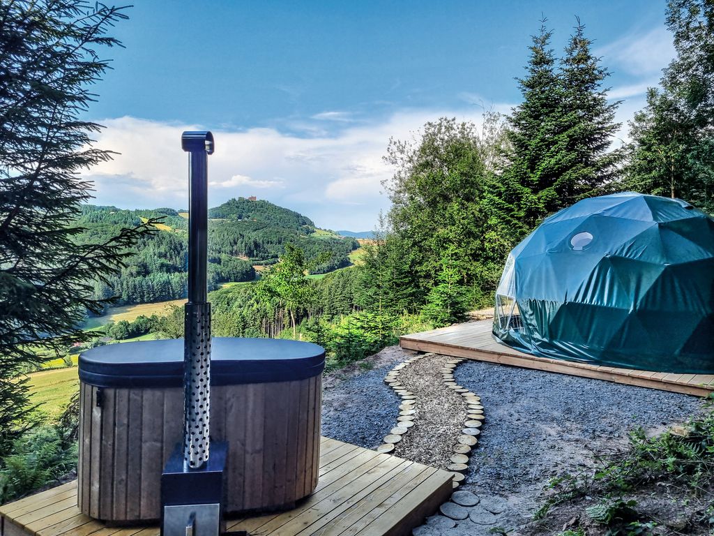 Raus aus dem Alltag - Rein ins Schwarzwald-Iglu