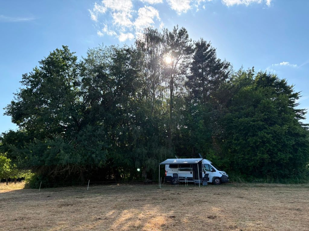 Your natural retreat between the woods and the open countryside