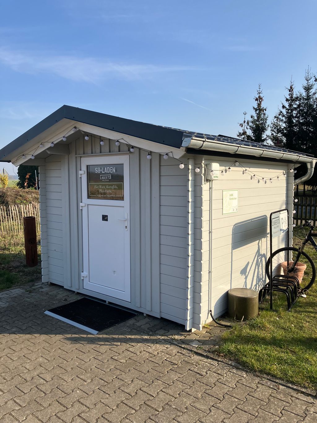Stellplatz am Hofladen mit Ackerblick