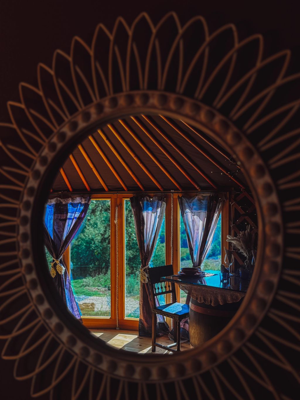 Zelt mit Fenster: Magische Sonnenuntergänge in der Maremma