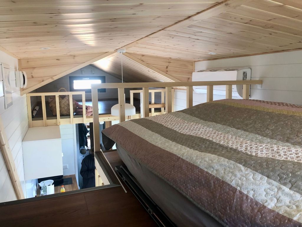 Casa minuscola in un piccolo giardino con sauna nell'Odenwald