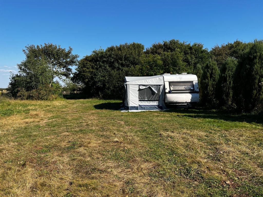 Stellplatz mit Bauernhofcharme am Ringkøbing Fjord