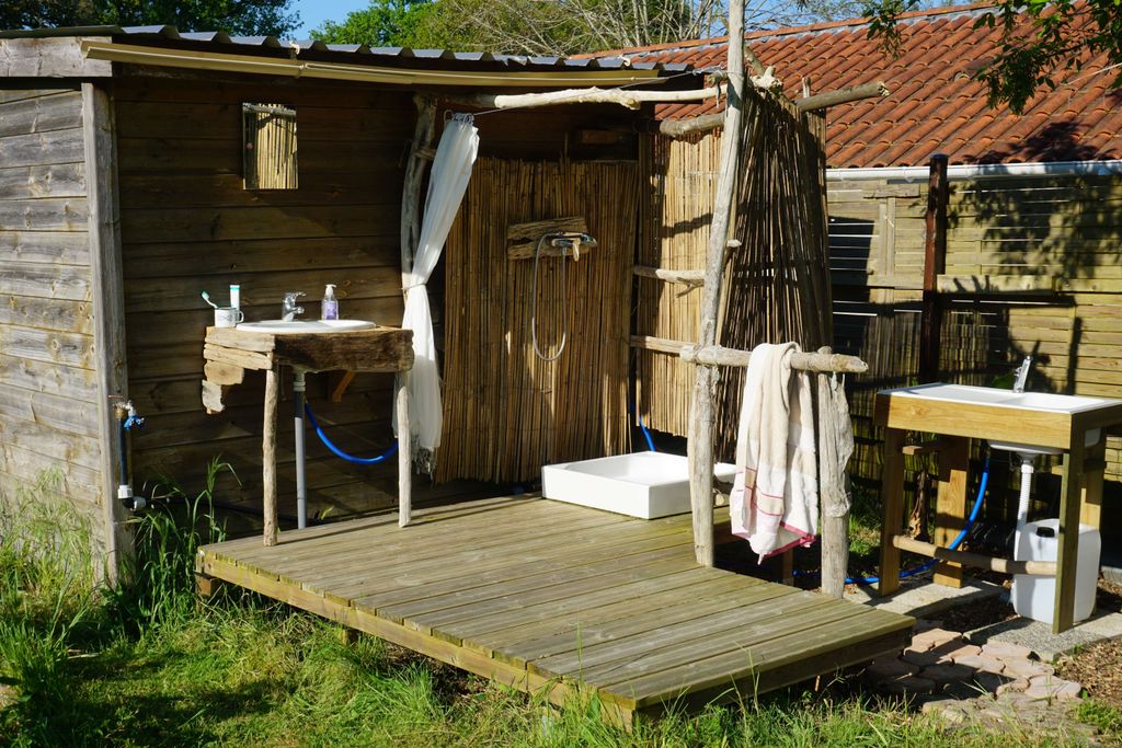 Camping en la naturaleza - Jardín, playa y surf