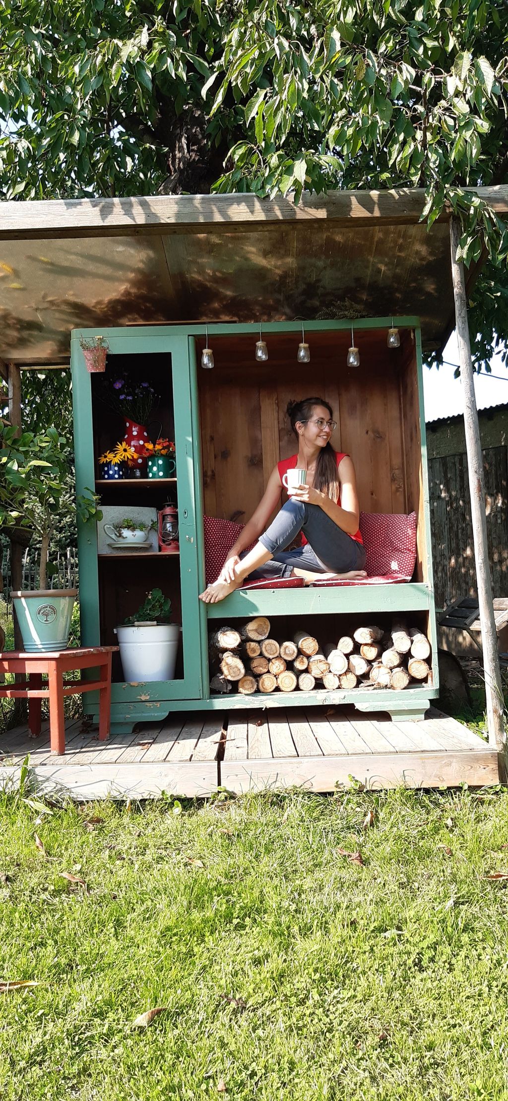 Unwind in the orchard meadow
