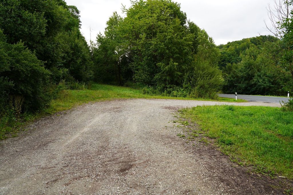 Ruhiger Wanderparkplatz nahe dem "Grünen Band"