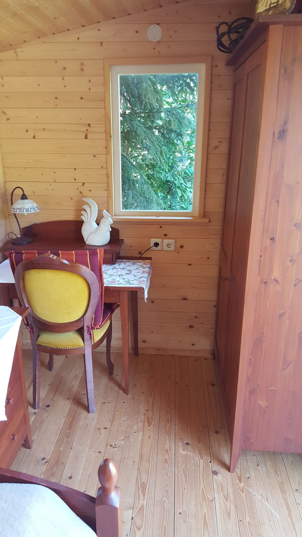Retreat in a trailer for travelers passing through