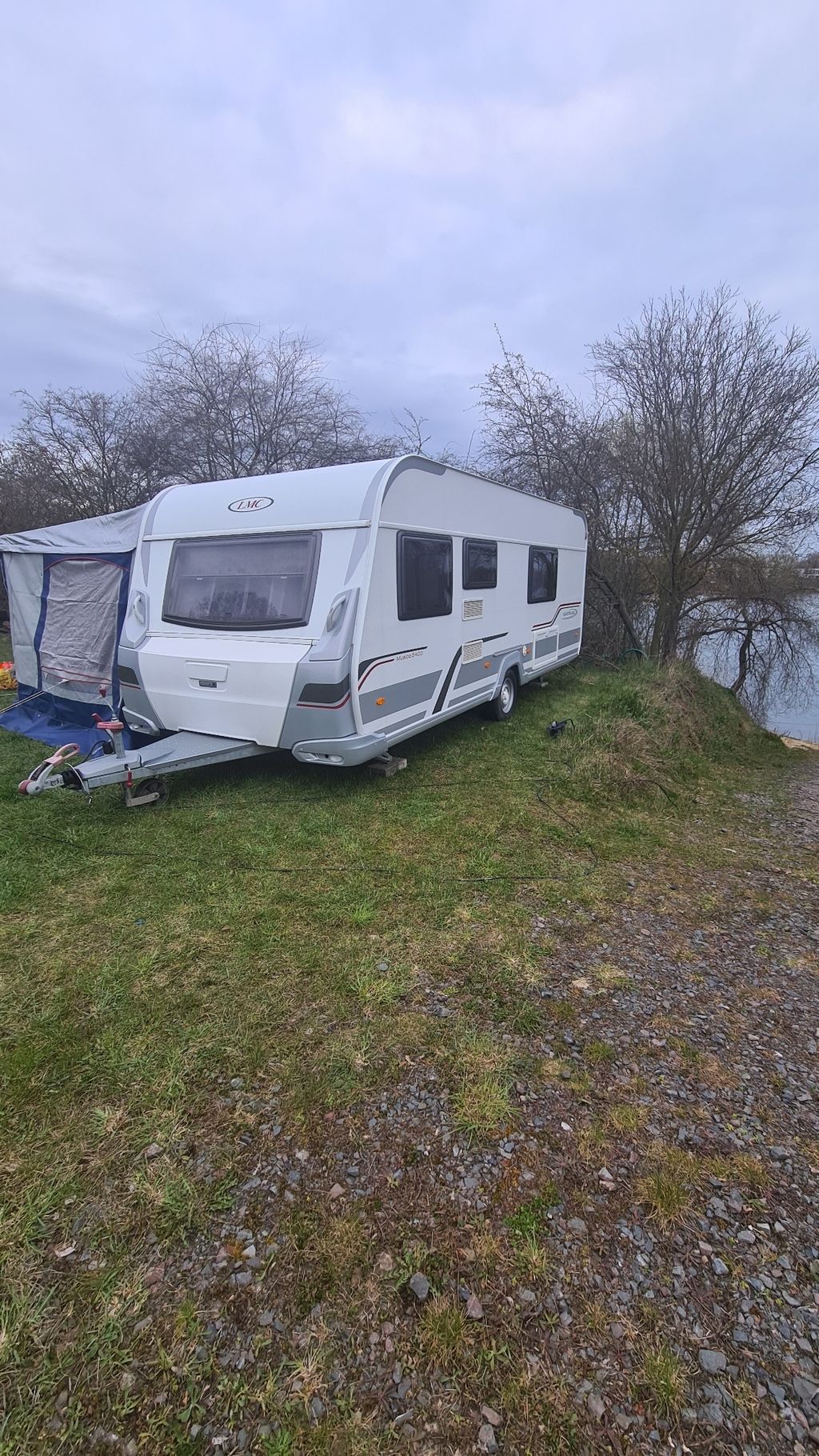 Caravan direttamente sul lago nel sud dello Harz