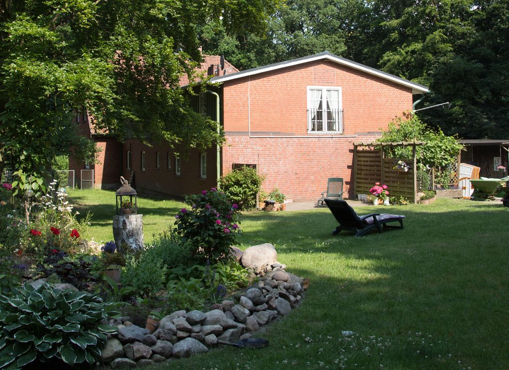 Acampar en el jardín, a las afueras de la landa de Lüneburg