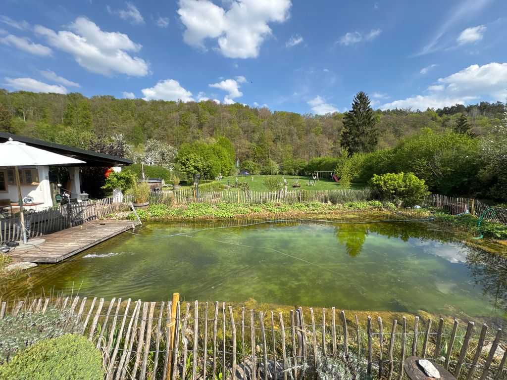 Large tent meadow + natural pool in the beautiful Altmühltal valley