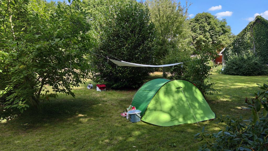 Stellplatz #1 am Haus Fehnwald für Camper und mehr