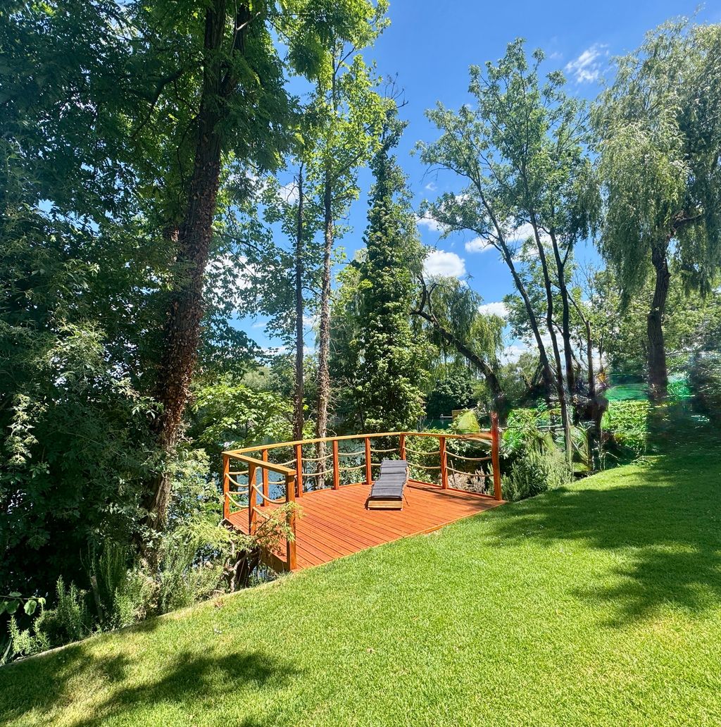 Paraíso directamente en el lago privado (precio para 12 personas)